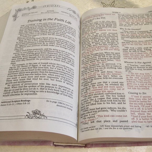 VTG Womens Devotional Bible NIV Christs Words in Red 1990 HC Zondervan USA - Picture 7 of 11